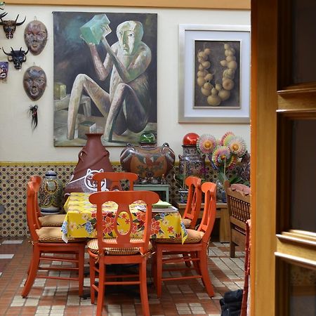 Casa De Las Flores Bed and Breakfast Tlaquepaque Eksteriør billede