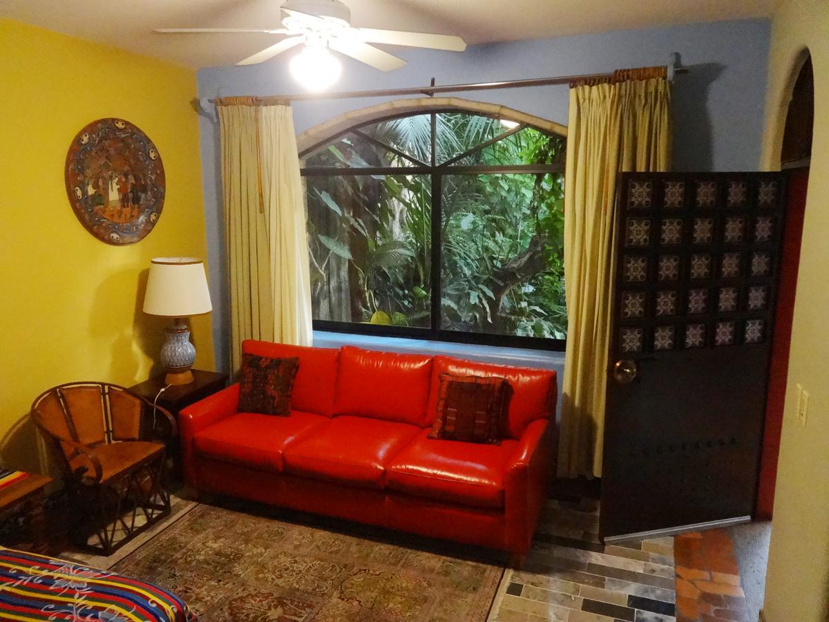 Casa De Las Flores Bed and Breakfast Tlaquepaque Eksteriør billede
