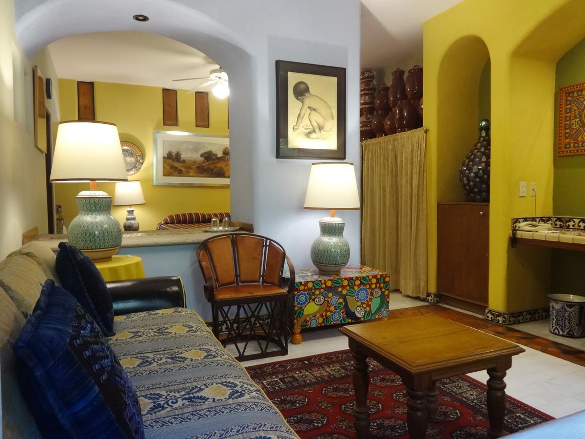 Casa De Las Flores Bed and Breakfast Tlaquepaque Eksteriør billede