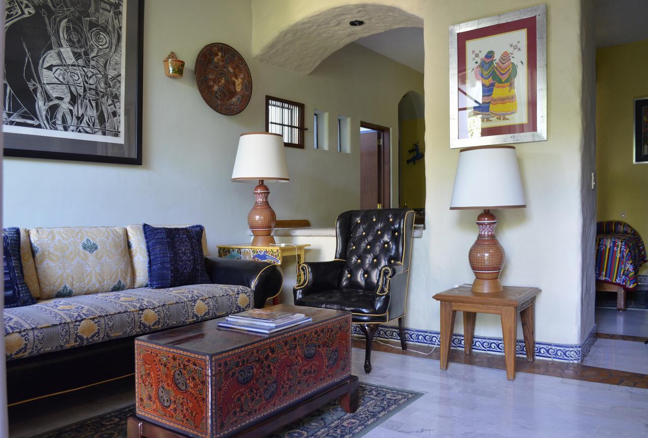 Casa De Las Flores Bed and Breakfast Tlaquepaque Eksteriør billede