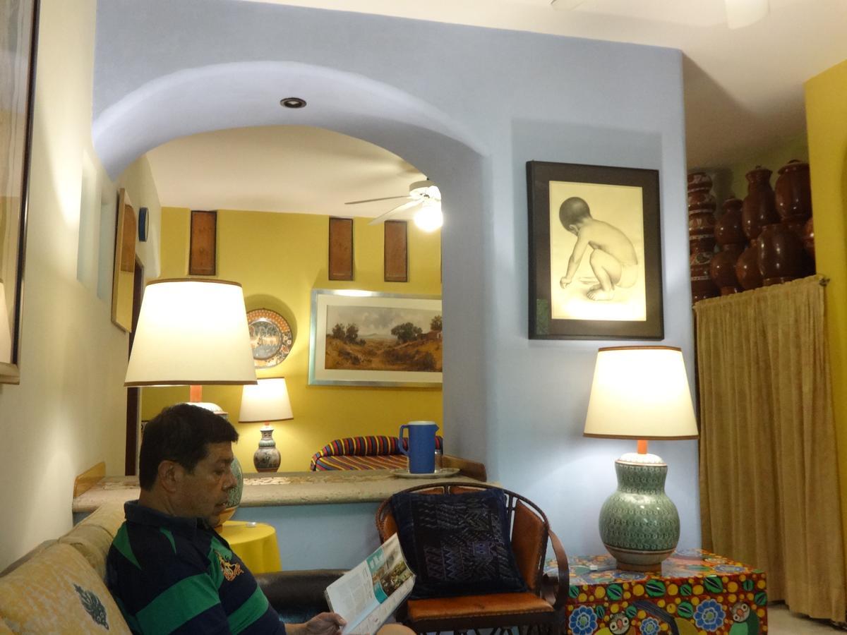 Casa De Las Flores Bed and Breakfast Tlaquepaque Eksteriør billede