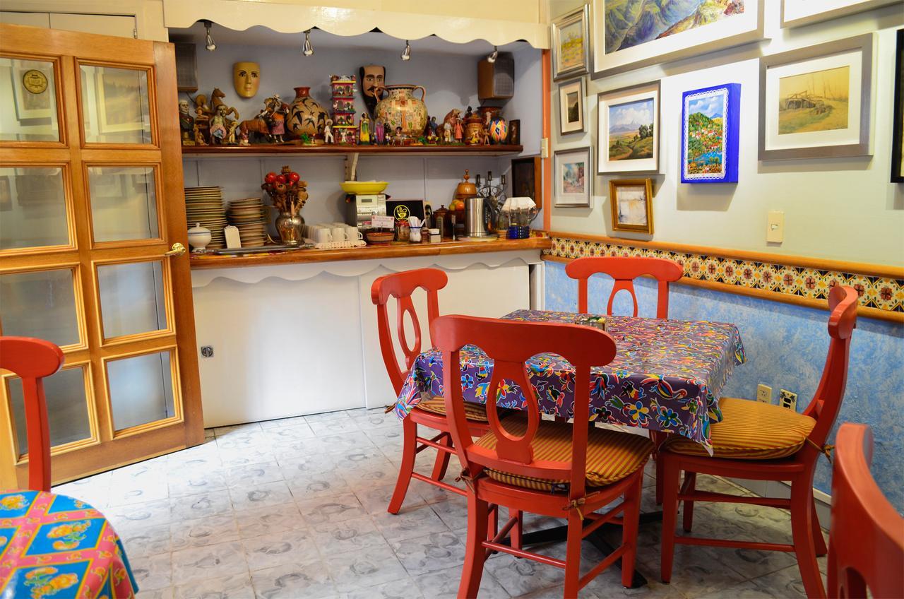 Casa De Las Flores Bed and Breakfast Tlaquepaque Eksteriør billede